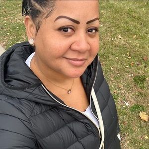 Meet your Posher, Magda